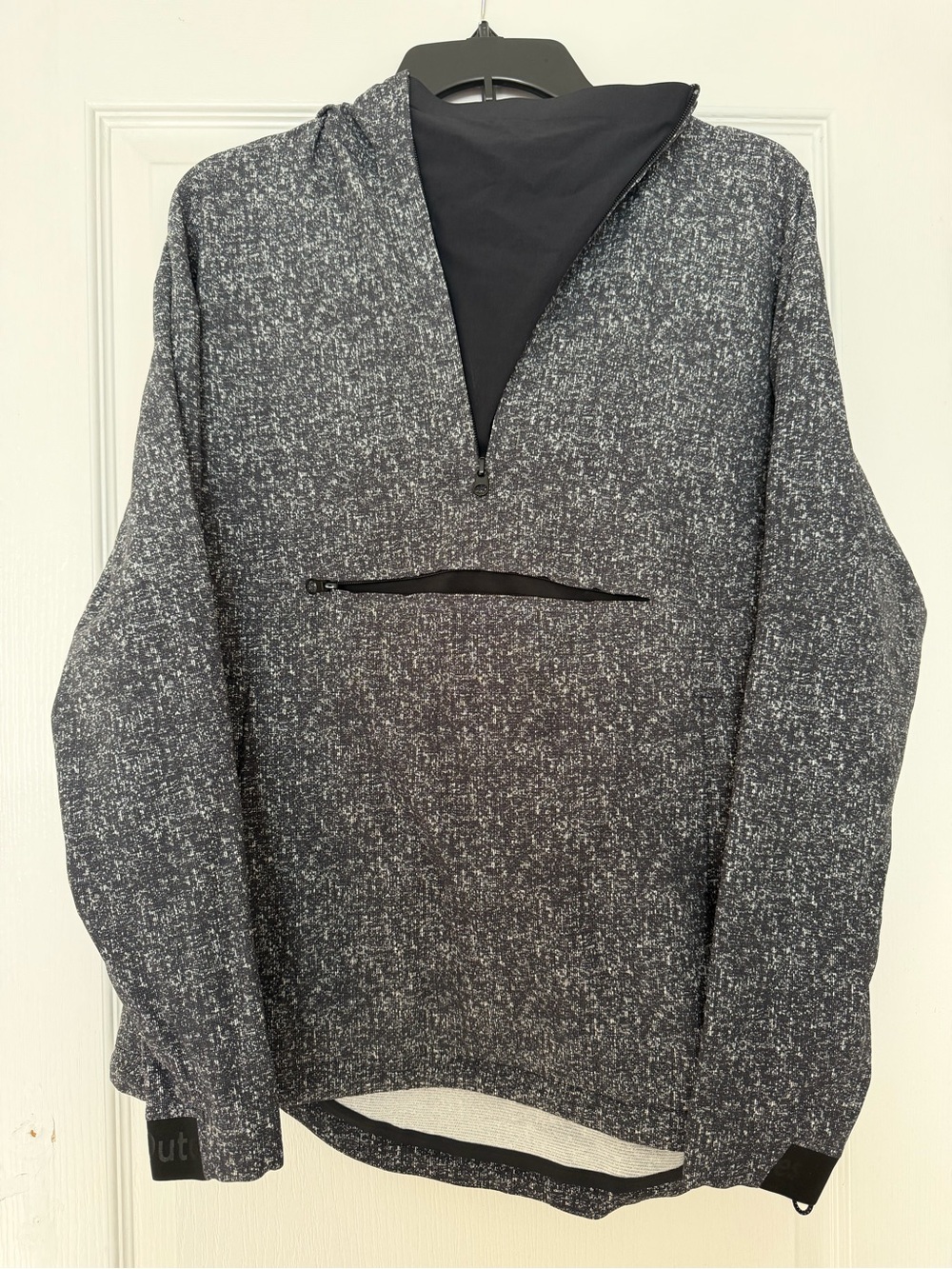 Outdoor Voices Black and Gray Women's Jacket